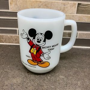 Vintage 1980’s Mickey Mouse Milk Glass Mug Pepsi Collector Series